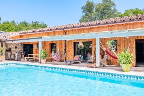 Superbe villa piscine chauffée