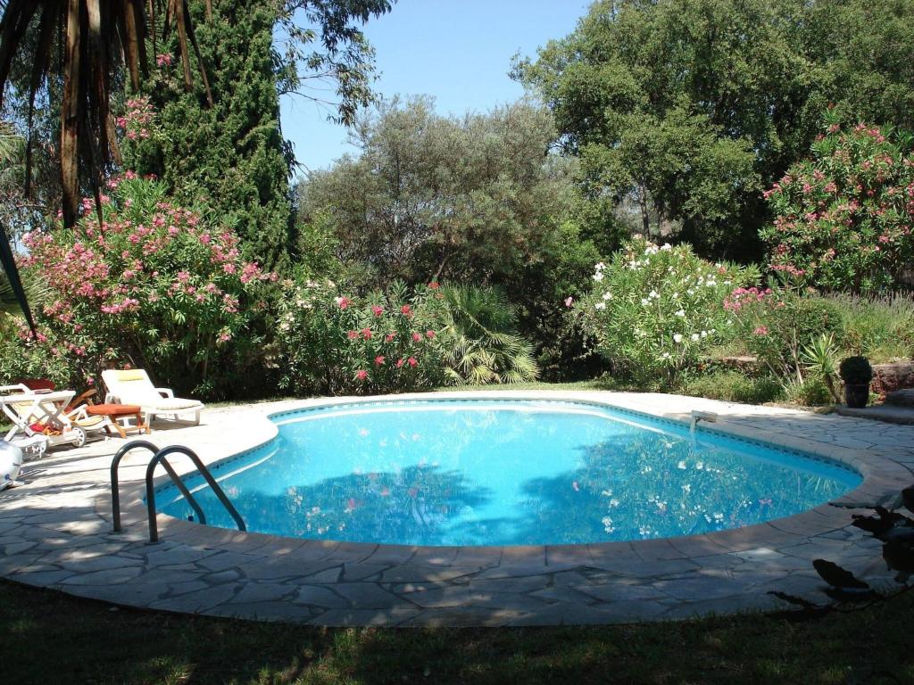 Villa Tasteful Villa in Frejus with Private Swimming Pool  83600 Fréjus