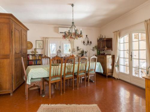 Tasteful Villa in Frejus with Private Swimming Pool