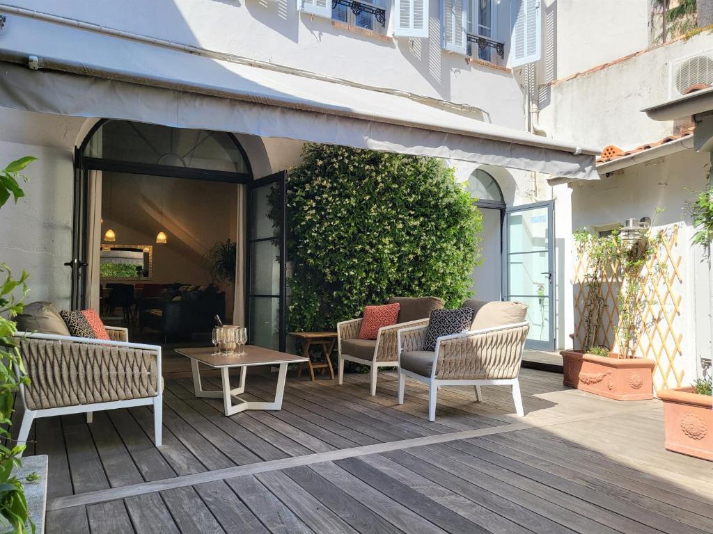 Villa Villa Terra by Festif Azur - Luxury Property Quiet, 5 min walk from Palais des Festivals and Beaches 10 bis 10 Rue Meynadier, 06400 Cannes