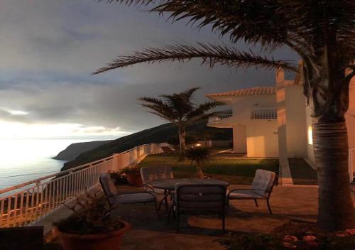 The best sea view in Madeira - Casa Farol