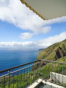 Villa The best sea view in Madeira - Casa Farol Rua Massapez 70, Faja Ovelha 9370-391 Fajã da Ovelha Madère