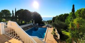Top Cliff Villa with ocean view and pool at stunning cliffs