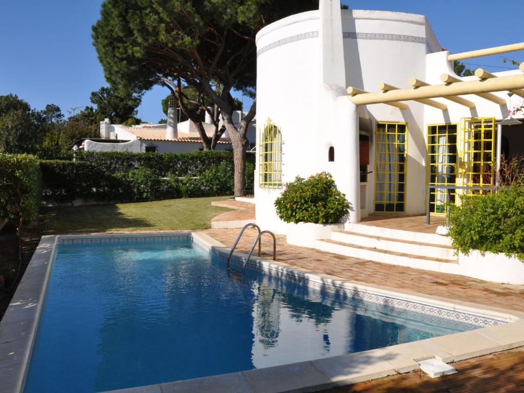 Villa Tranquil Villa in Vilamoura with Private Swimming Pool  08125 Vilamoura