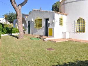 Tranquil Villa in Vilamoura with Private Swimming Pool