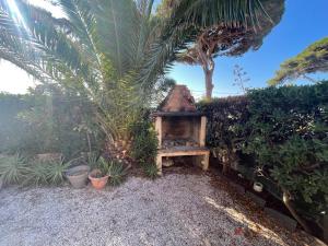 UNIQUE A HYERES LES PALMIERS