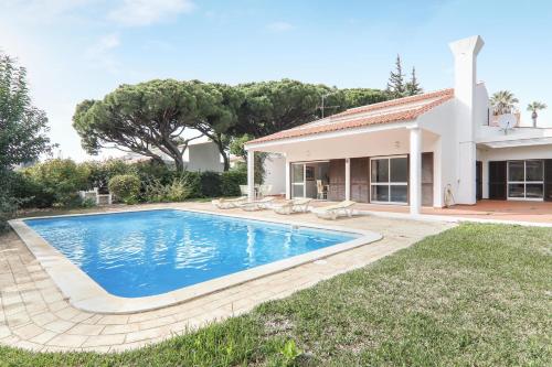Vale do Lobo Pool Villa