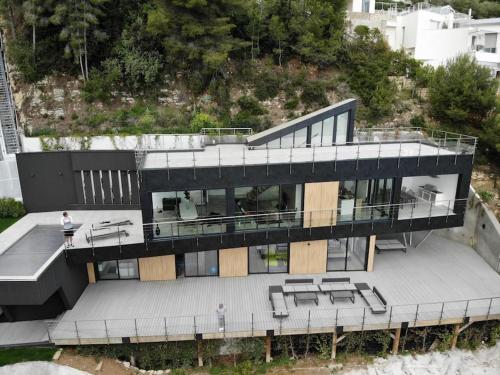 very private villa Best