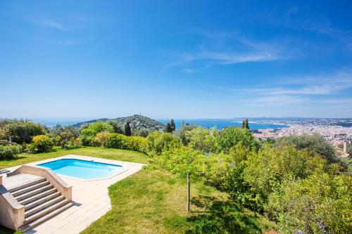 Vianigrier Hills
