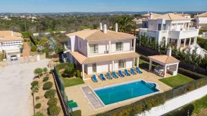 Villa Vila Celia Real Beco da Águia Real 8200-001 Albufeira Algarve