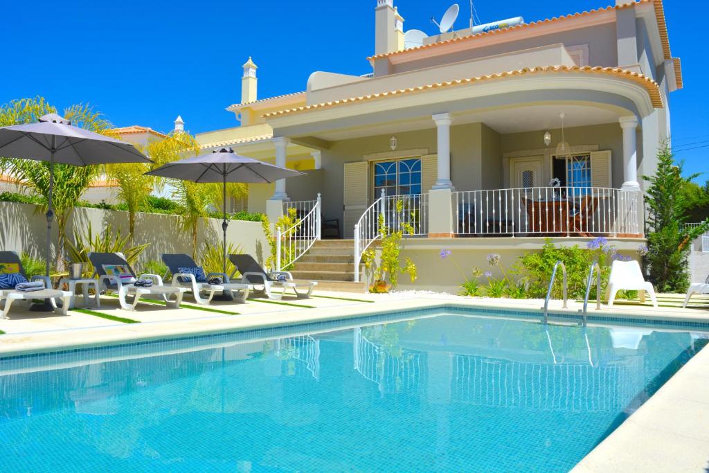 Villa VILA CRISTINA MAR (8 guests and oceanview) Rua das Conchas  Albufeira