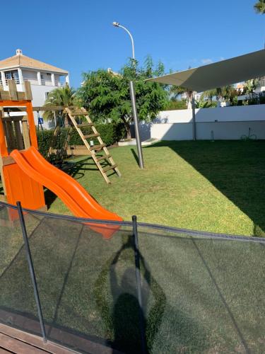 Vila dos Salgados em frentre a praia e ao Golf dos Salgados