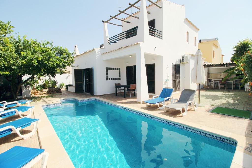 Villa Vila Sophia, Vilamoura- By Urbinvest Algarve Travessa do Equador, nº 14 8125-406 Vilamoura