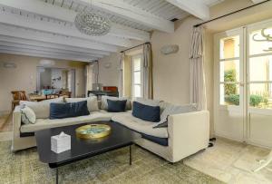 Villa 14 personnes avec Piscine