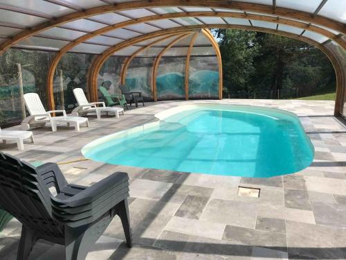 Villa 15 pers Mervent, vue sur lac, piscine,Vendée