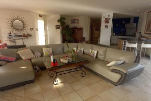 Villa 156 m2,Piscine, 10Km Mer