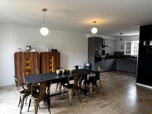 Villa 16p, fully equipped air conditioning & private pool