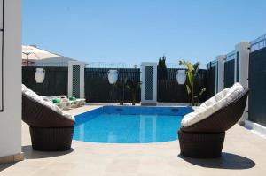 Villa 2, cozy on Oura beach, Albufeira