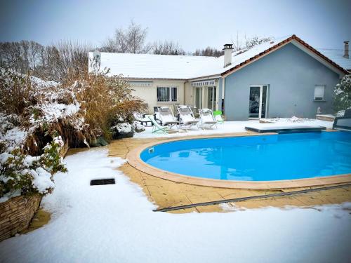 Villa 200m2 avec PISCINE chauffée & SPA & sauna & kota-grill