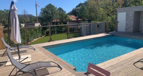 Villa 3 chambres avec piscine proche des piscines naturelles du Cavu