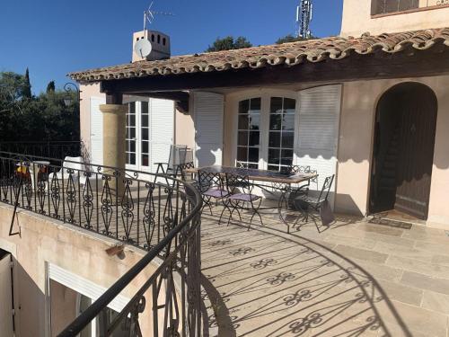 Villa 3 chambres piscine vue mer