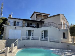 Villa 3 chambres piscine vue mer