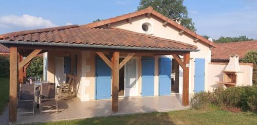 Villa VILLA 3 CHBRES AVEC ACCES PISCINE 100 Lotissement le Bois Senis 79340 Les Forges Deux-Sèvres