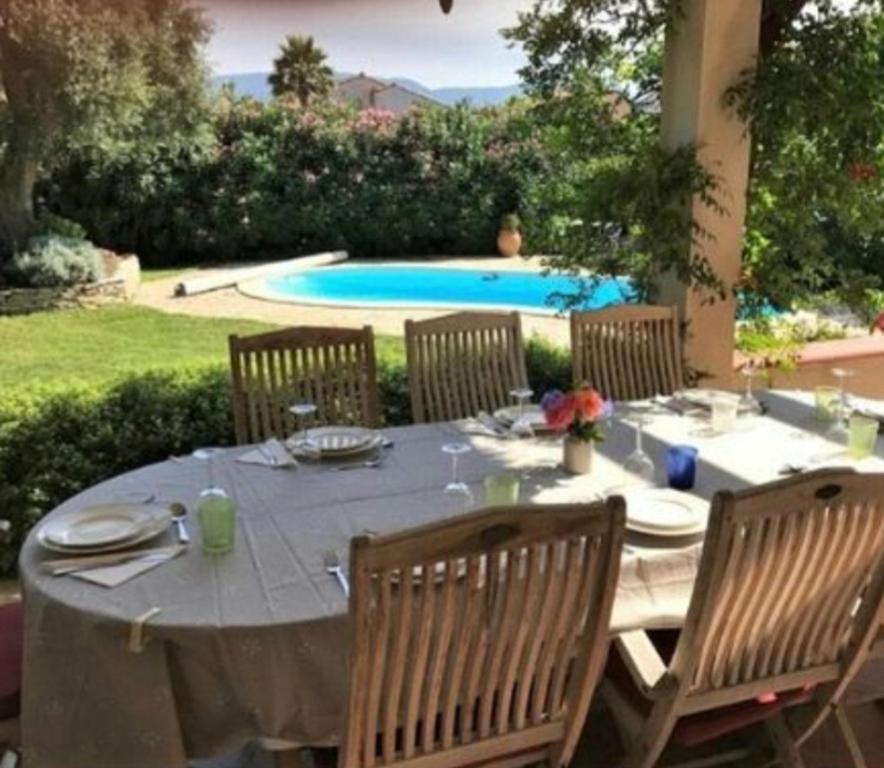 Villa 300m plage 3 chambres piscine au calme Avenue des Champs de Neptune, 66750 Saint-Cyprien