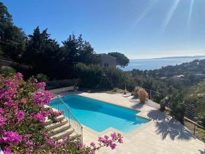 Villa Villa 4 Chambres - Vue Mer - Les Issambres 71 Avenue de la Baignoire 83380 Saint-Peïre-sur-Mer Provence-Alpes-Côte d\'Azur