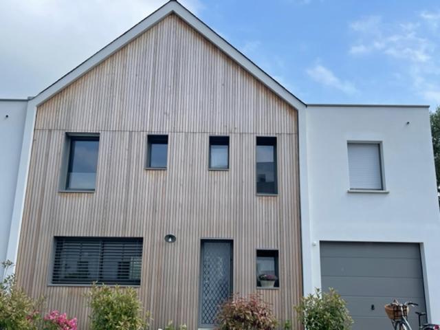 Villa 400m2 piscine intérieure chauffée