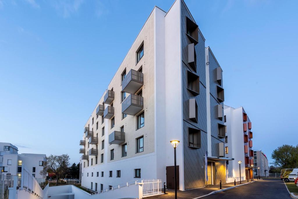 Villa 4ch 4Sdb à 5min de Nantes