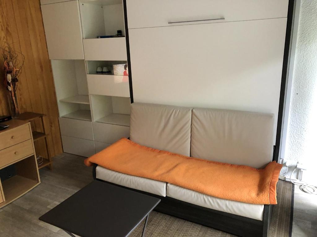 Villa 6 chambres, vue inouïe mer et campagne, parc 1 hectare, piscine 20m, climatisation intégrale