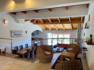 Villa 8 personnes, piscine chauffée
