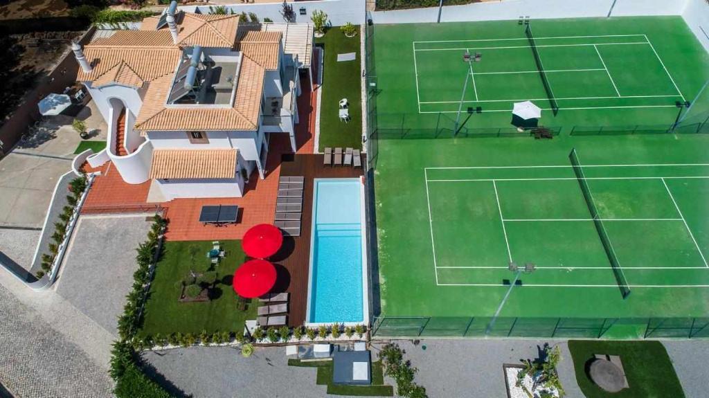 Villa Villa 8BD W private pool Tennis courts e Putt Rua caminho dos Pinháis, lote 4.11.1 AC 815-427 Vilamoura