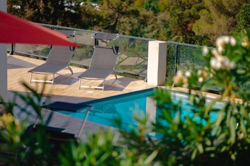 Villa à l'entrée de Porticcio - Piscine - Vue dégagée
