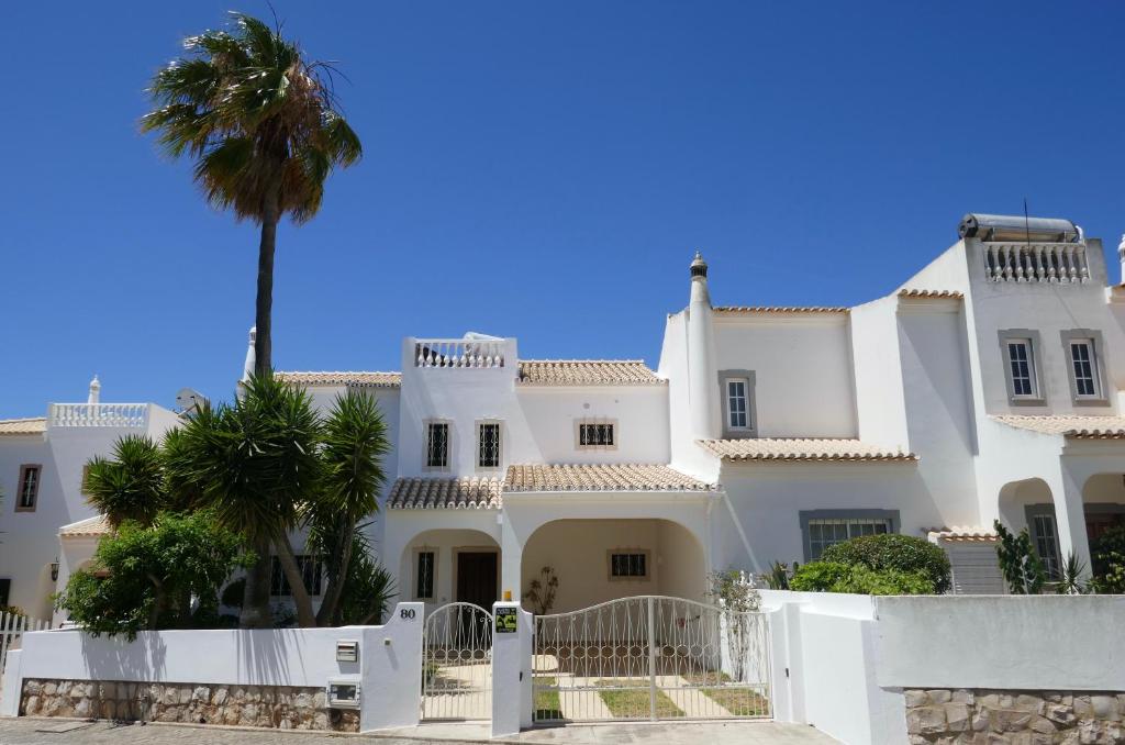 Villa a Sul Aldeia das Amendoeiras, lote 80, 8200-004 Albufeira