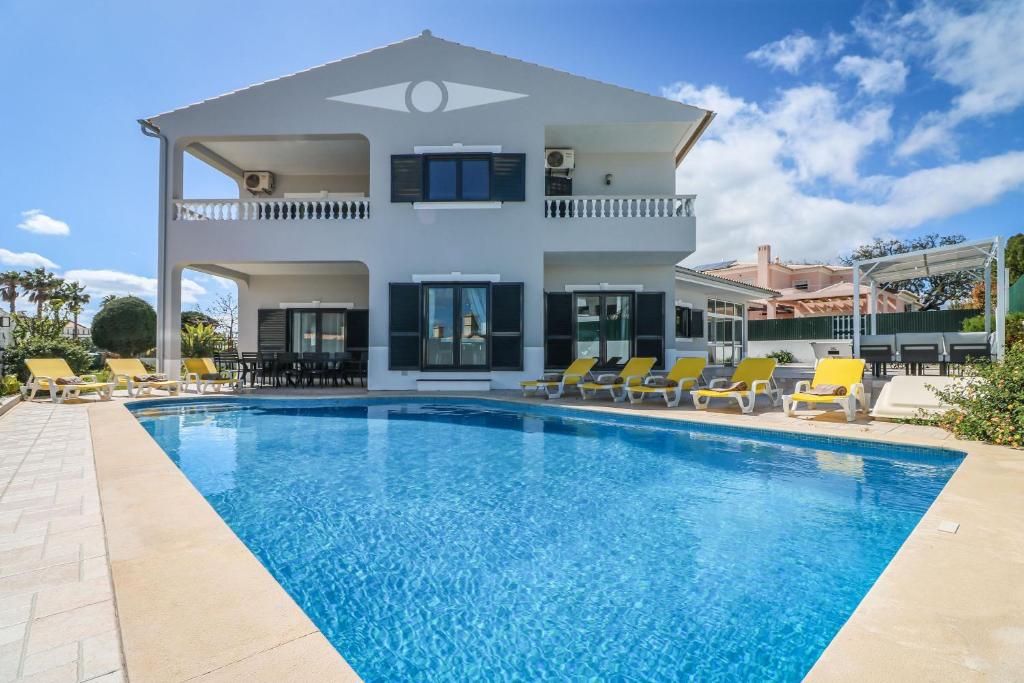 Villa Alfazema Ilha de São Tomé, D19, 8200-047 Albufeira