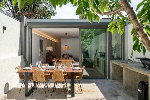 Villa Almada - Amazing City Centre Villa with Private Pool