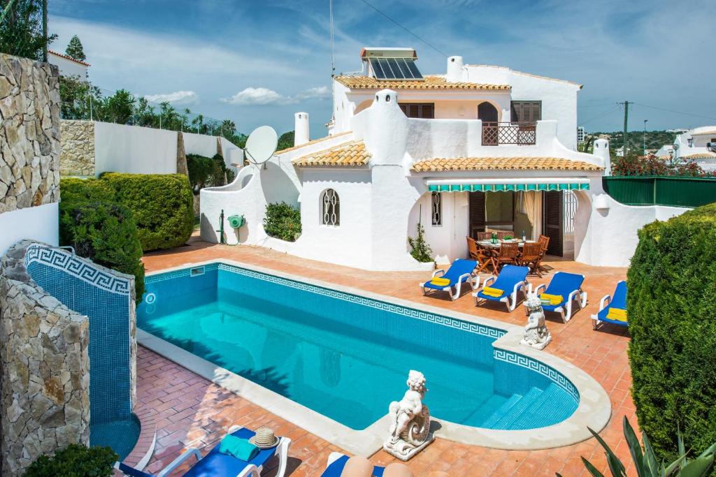 Villa Amizade Urbanização Vila Branca, 8200-385 Albufeira