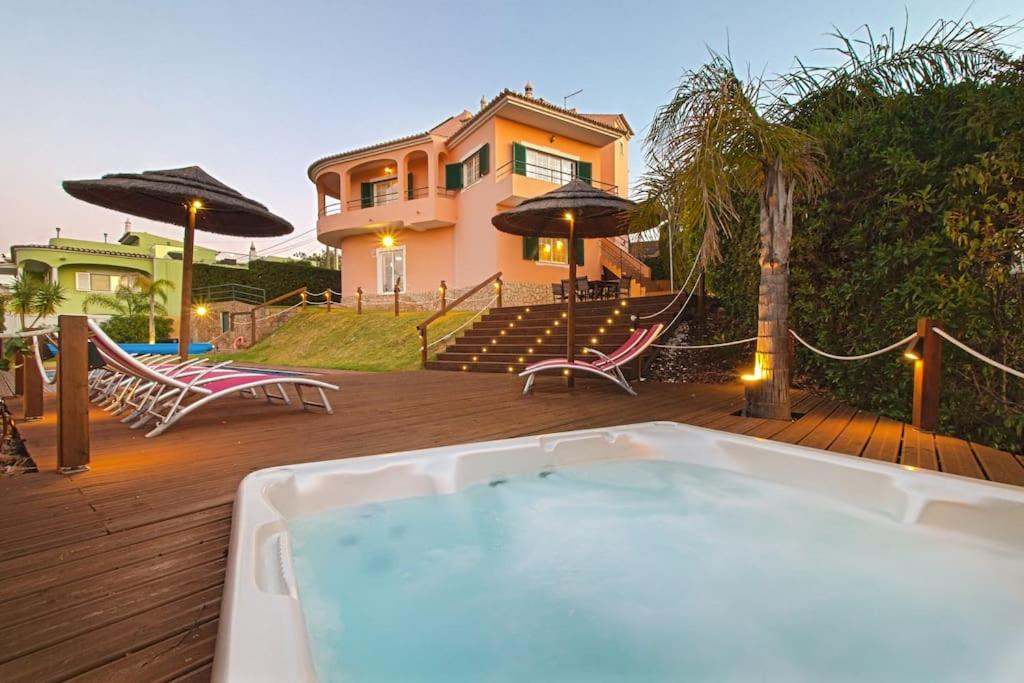 Villa Arade Riverside - Jacuzzi and Heated Pool Ladeira de São Pedro, 8300-033 Silves