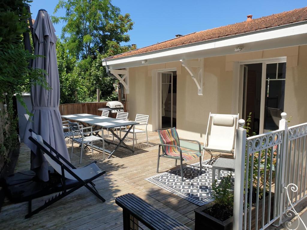 Villa Villa Arcachon, 4 pièces, 6 personnes - FR-1-474-61 148 Bis Cours Lamarque De Plaisance -  - 33120 Arcachon