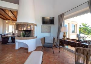 Villa Villa Atlantic Blue Luxury with Ocean views Vale da Areia, Lote 1, 8400-275 8400-275 Ferragudo Algarve