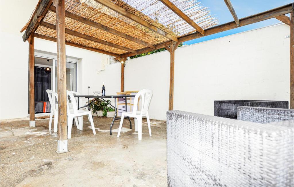 Villa avec piscine 14 pers proche de Bordeaux
