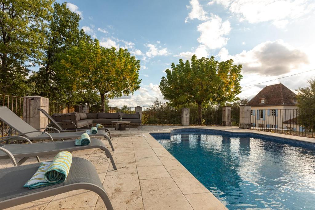 Villa avec piscine Au calme au fond d une impasse 11100 Narbonne