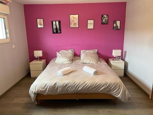 Villa avec piscine chauffée à moins 1h30 de Paris