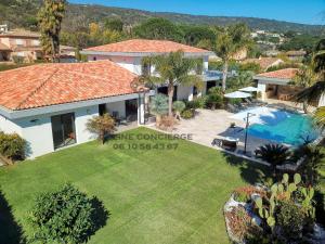 Villa avec piscine chauffée - Golf de St Tropez