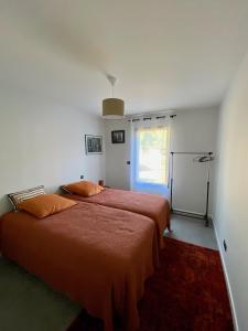 Villa avec piscine chauffée idéalement située