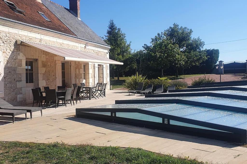 Villa avec piscine couverte chauffée privative d'avril à novembre 10 Le Plessis, 37150 Luzillé