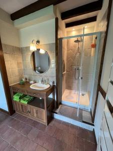 Villa avec piscine couverte chauffée privative d'avril à novembre