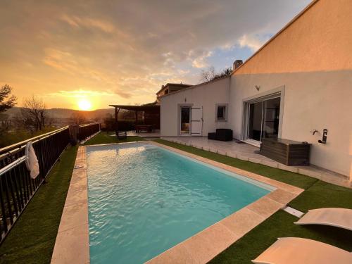 Villa avec piscine